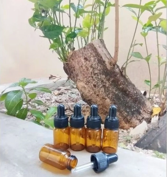 Botol Kaca Tutup Pipet 10ML - Image 1